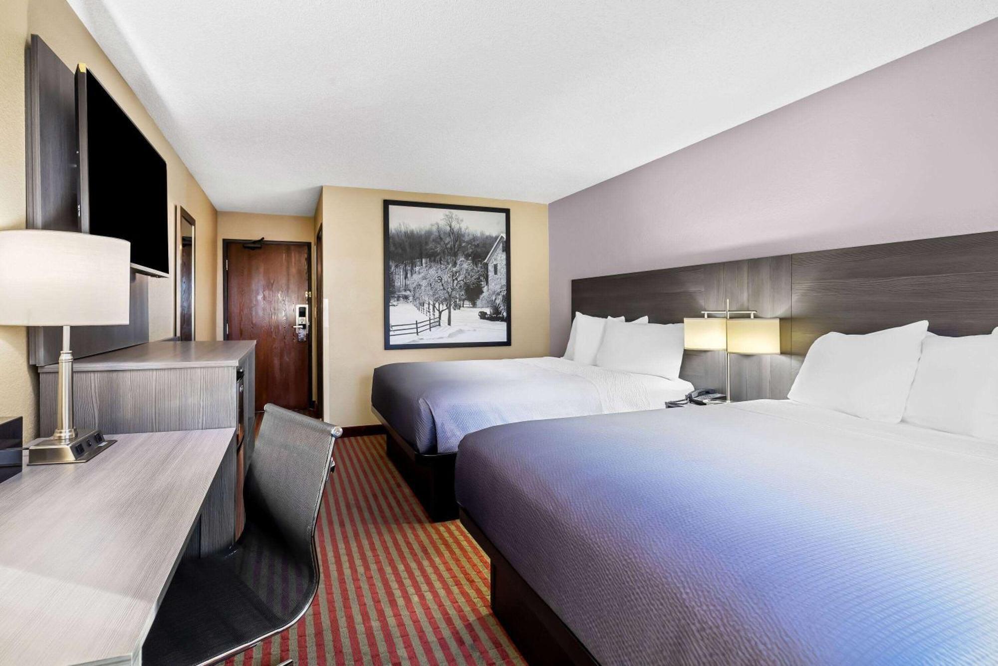 Super 8 By Wyndham Amsterdam Hotell Exteriör bild